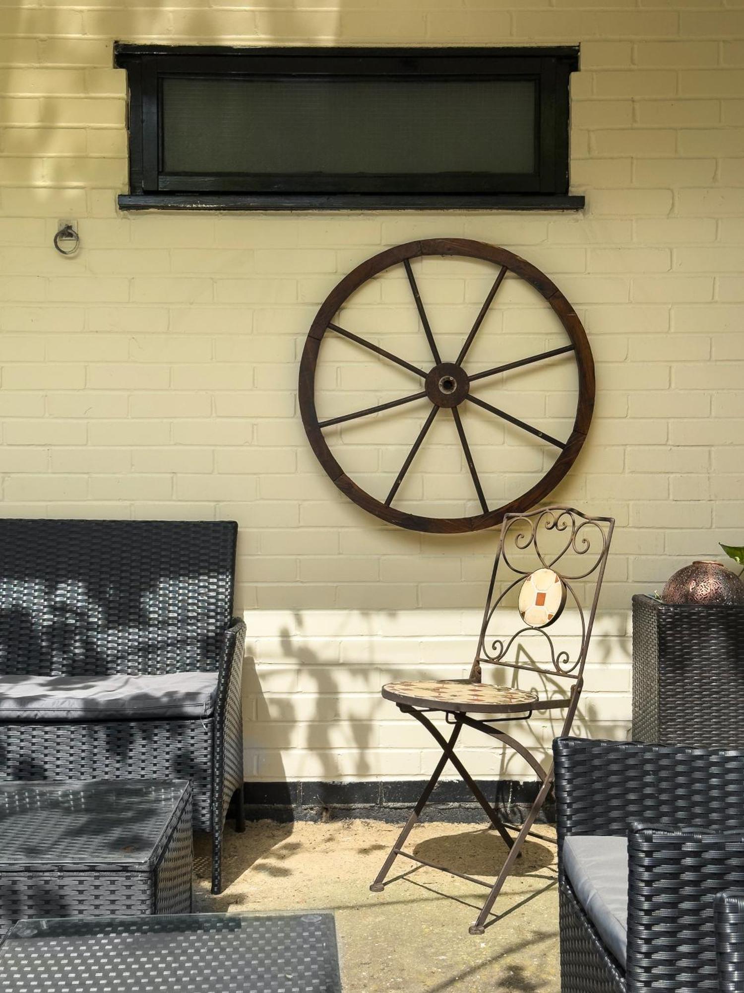 Rural Lodge Stay In Windsor! Hot Tub! Sleeps 20 Bray Exterior foto