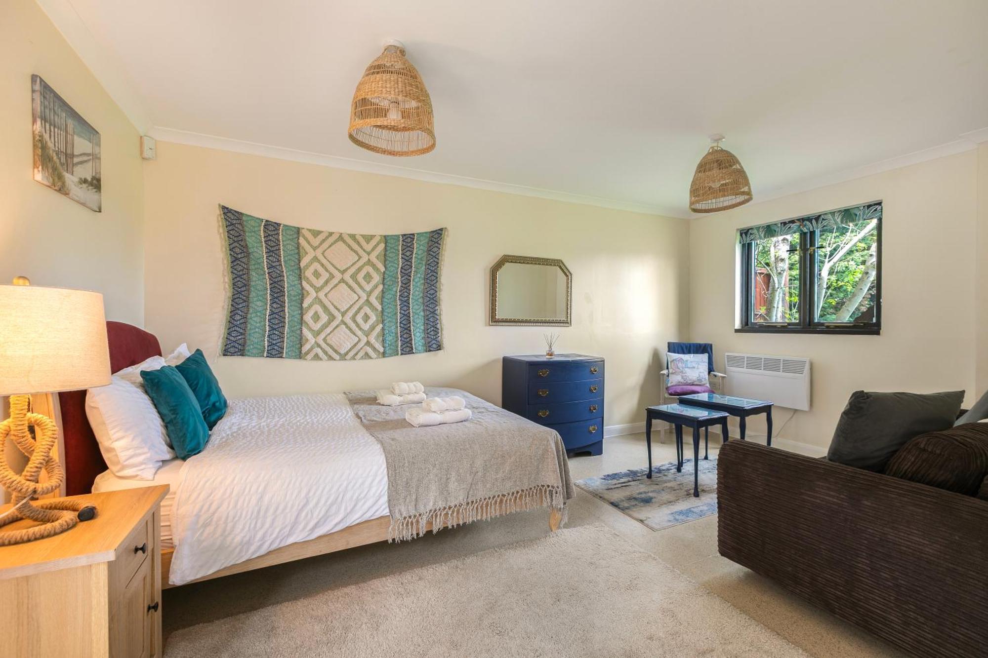Rural Lodge Stay In Windsor! Hot Tub! Sleeps 20 Bray Exterior foto